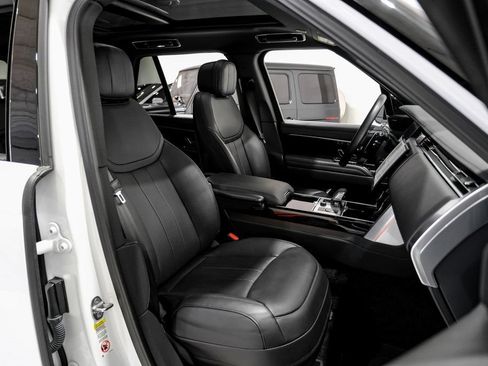 Used 2023 Land Rover Range Rover SE AWD/4WD image 32