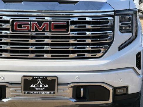 Used 2024 GMC Sierra 1500 Denali w/ Denali Reserve Package AWD/4WD image 9