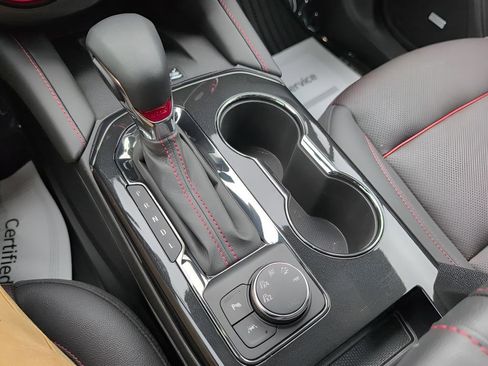 Used 2025 Chevrolet Blazer RS w/ Enhanced Convenience Package image 23