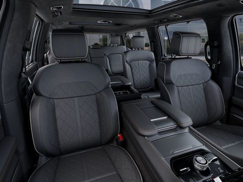 New 2026 Jeep Grand Wagoneer L Summit AWD/4WD image 17