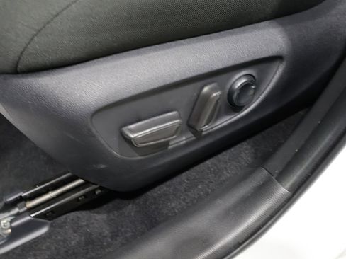 Used 2025 Toyota RAV4 XLE image 10