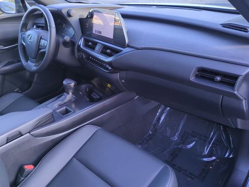 Used 2024 Lexus UX 250h FWD image 36