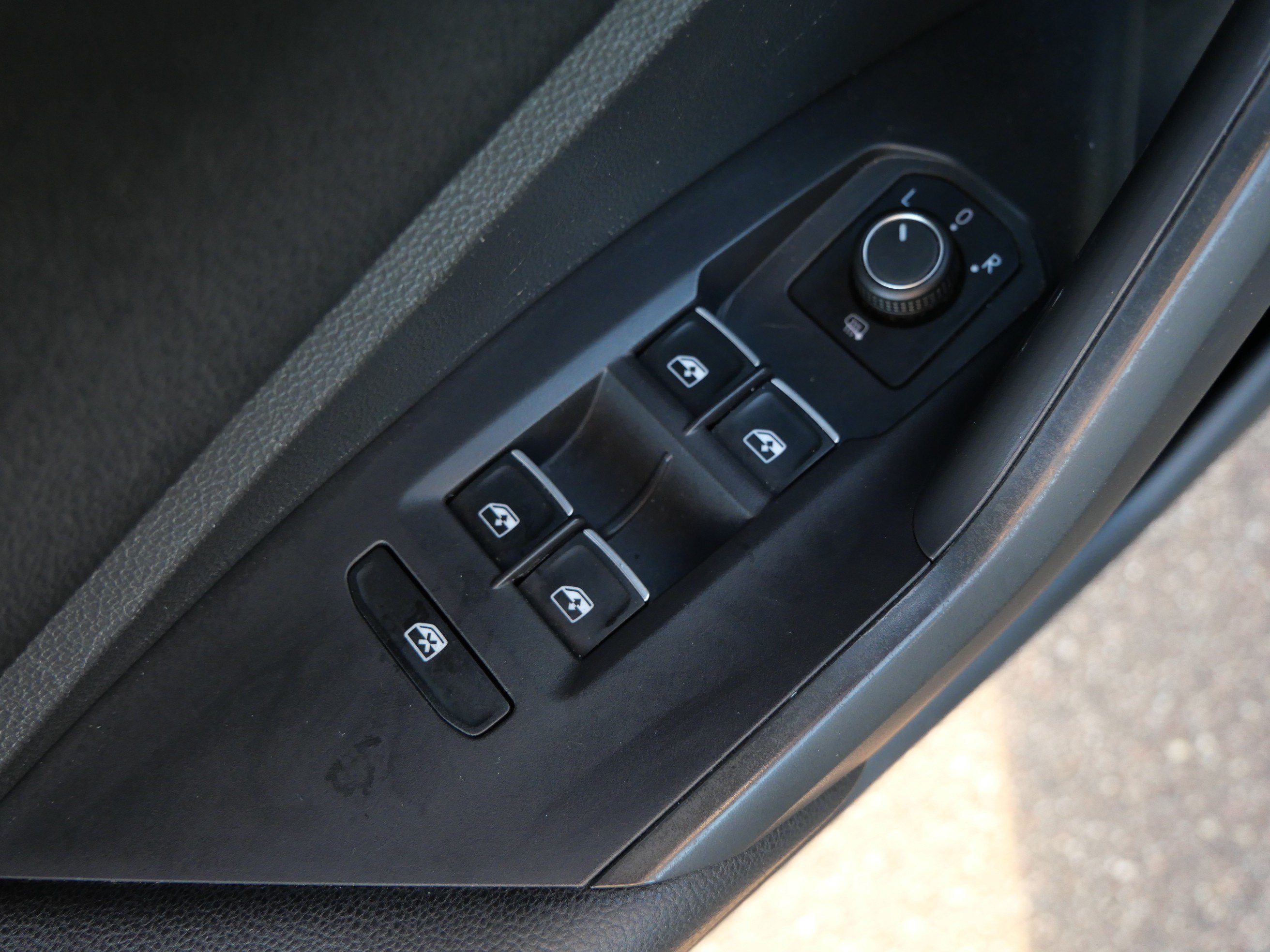 Used 2021 Volkswagen Jetta S w/ Driver Assistance Package FWD image 21