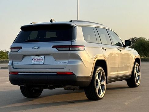 Used 2026 Jeep Grand Cherokee L Limited AWD/4WD image 8