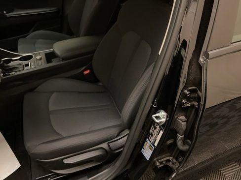 Used 2024 Kia K5 LXS image 11