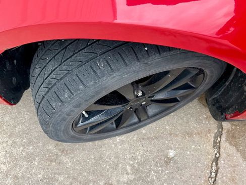 Used 2014 Dodge Avenger SE image 25