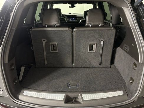 Used 2024 Cadillac XT6 Luxury image 43