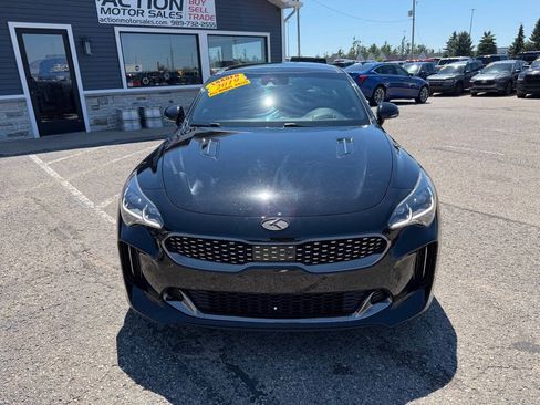 Used 2019 Kia Stinger GT2 AWD/4WD image 8