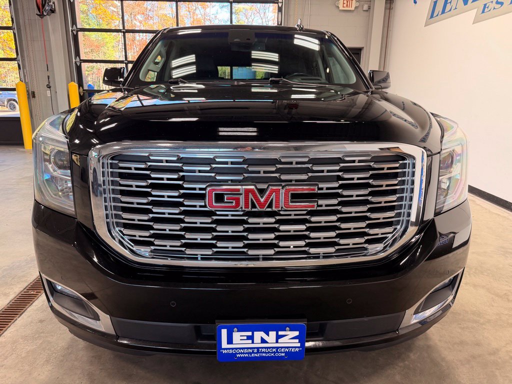 Used 2018 GMC Yukon Denali w/ Open Road Package AWD/4WD image 3