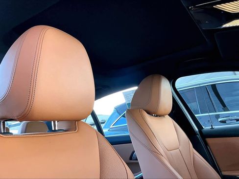 Used 2023 BMW 330i xDrive Sedan w/ Driving Assistance Package image 14