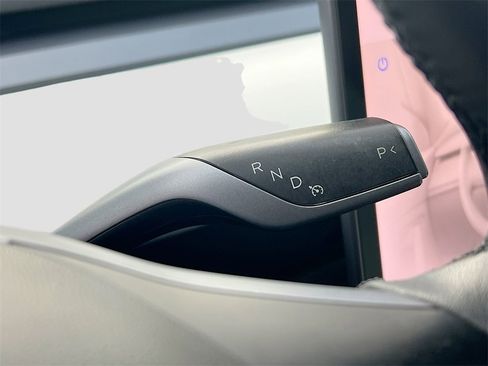 Used 2022 Tesla Model 3 Performance image 15