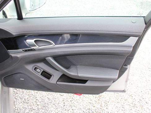Used 2011 Porsche Panamera image 23