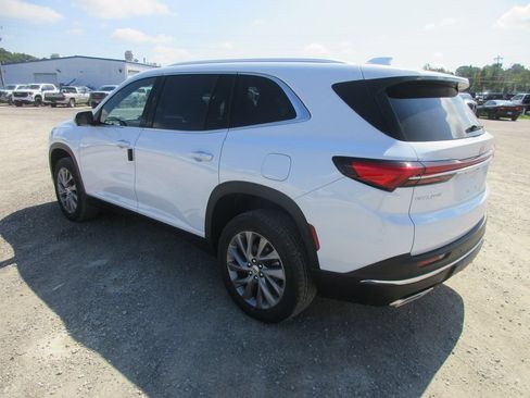 New 2026 Buick Enclave Preferred FWD image 7