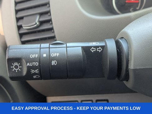 Used 2019 Nissan Frontier SL image 38