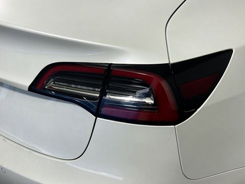 Used 2020 Tesla Model 3 Standard Range Plus image 33