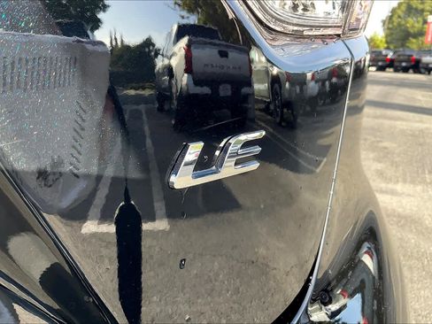 Used 2024 Toyota Corolla LE image 9