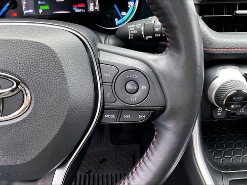 Certified 2023 Toyota RAV4 SE image 23