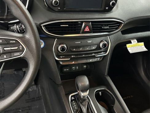 Used 2020 Hyundai Santa Fe SEL image 16