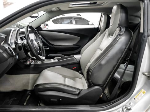 Used 2010 Chevrolet Camaro SS w/ RS Package image 3