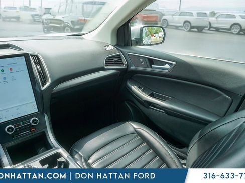 Used 2022 Ford Edge SEL w/ Convenience Package image 15