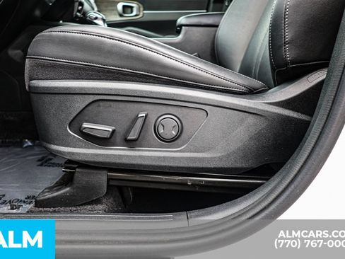 Used 2023 Kia Sorento S w/ Panoramic Sunroof Package AWD/4WD image 22