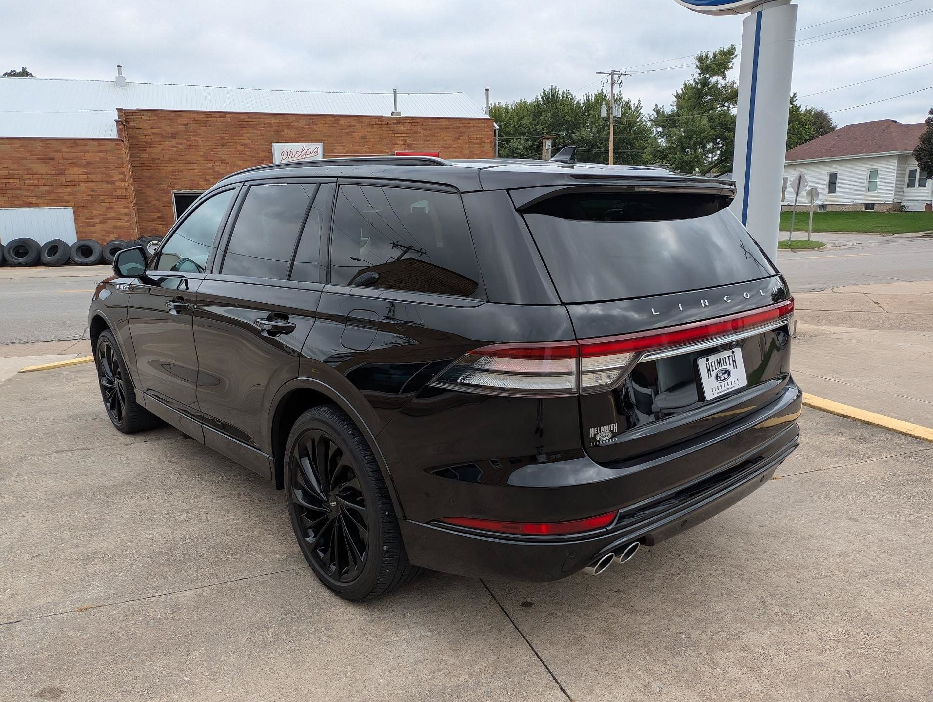 Used 2022 Lincoln Aviator Reserve w/ Equipment Group 201A AWD/4WD image 8