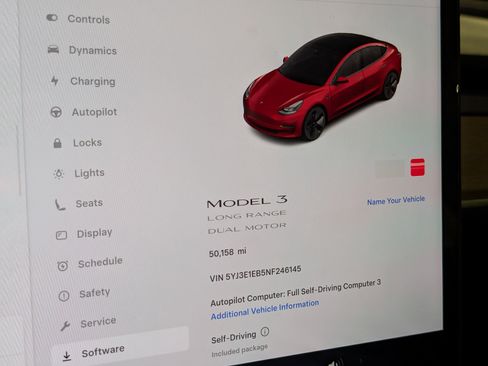 Used 2022 Tesla Model 3 Long Range AWD/4WD image 34