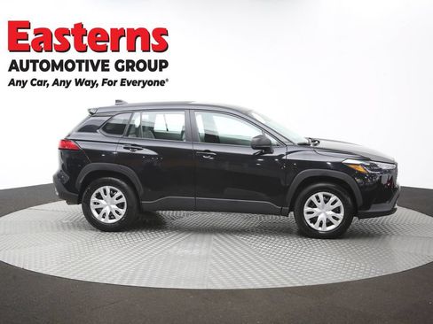 Used 2024 Toyota Corolla Cross L AWD/4WD image 44