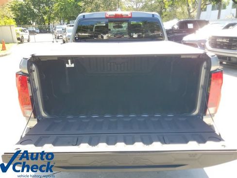Certified 2025 Chevrolet Colorado Trail Boss AWD/4WD image 10