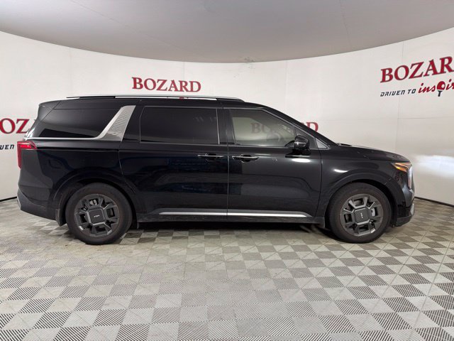 Used 2026 Kia Carnival SX FWD image 9
