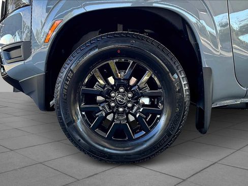 New 2026 Nissan Frontier SV image 11