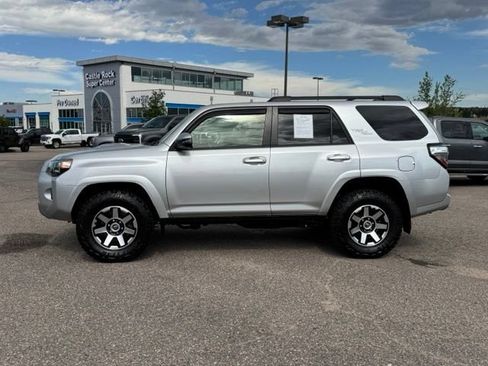 Used 2023 Toyota 4Runner TRD Off-Road Premium w/ Moonroof Package AWD/4WD image 2