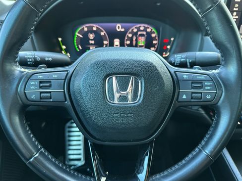 Used 2023 Honda Accord Sport image 11