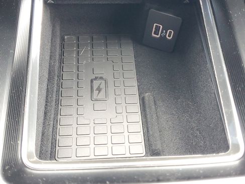 New 2026 Lincoln Corsair Premiere image 23