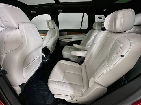 Used 2026 Cadillac Vistiq Sport w/ LPO, Floor Liner Package AWD/4WD image 27