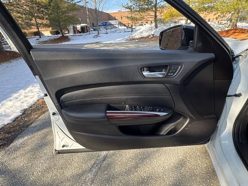 Used 2015 Acura TLX V6 w/ Technology Package image 13