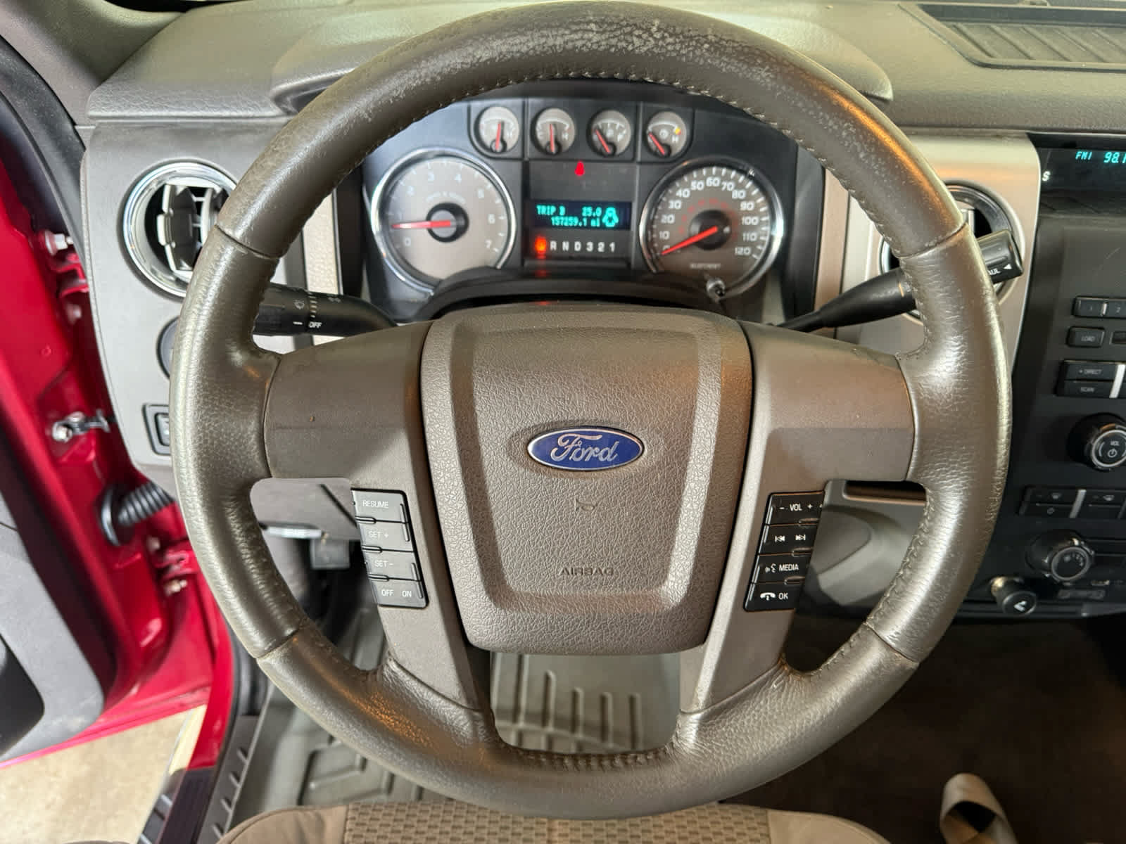 Used 2010 Ford F150 XLT AWD/4WD image 2