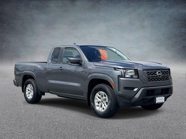 Used 2024 Nissan Frontier SV RWD image 1