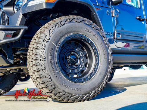 New 2025 Jeep Wrangler Unlimited Sport image 4