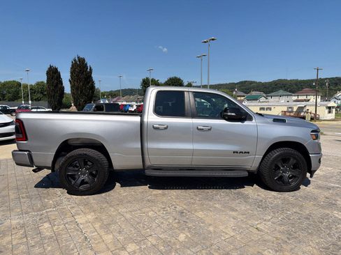 Used 2022 RAM 1500 Big Horn AWD/4WD image 9