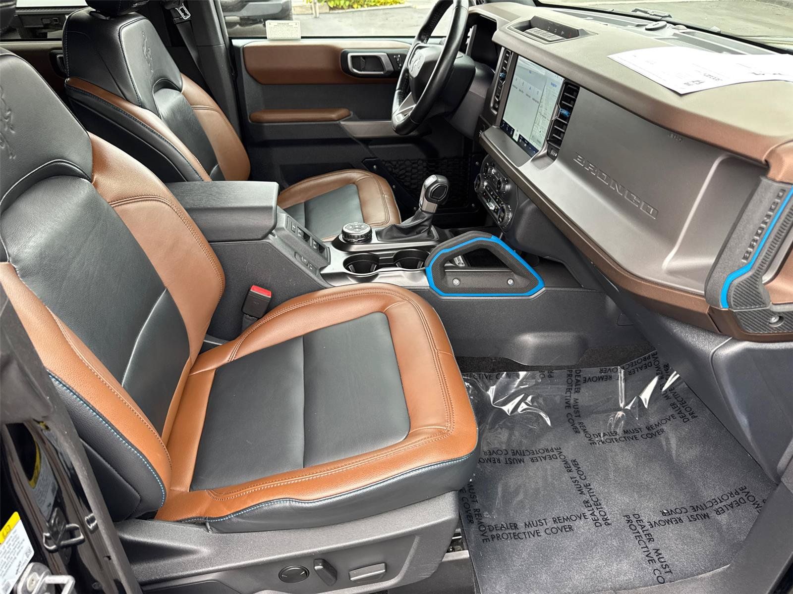 Used 2023 Ford Bronco Outer Banks AWD/4WD image 16