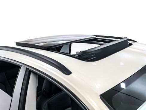 Used 2023 Audi Q8 Premium Plus w/ Premium Plus Package image 23