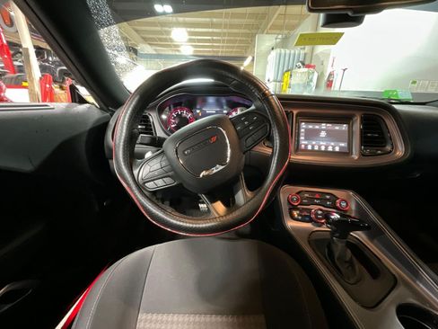 Used 2012 Dodge Challenger R/T w/ Sound Group II RWD image 8