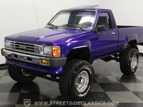 Used 1987 Toyota Pickup 4x4 Regular Cab image 17