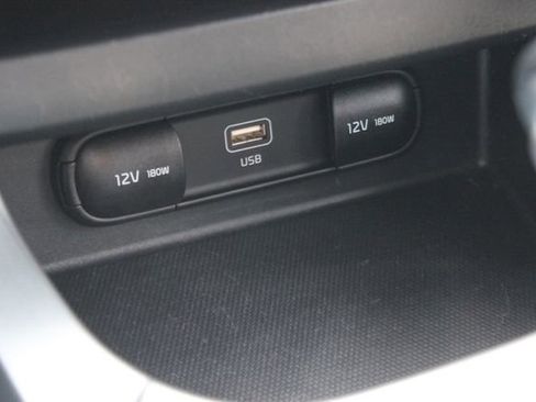 Used 2024 Kia Seltos LX image 8