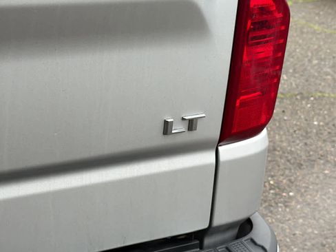 Used 2022 Chevrolet Silverado 1500 LT image 19