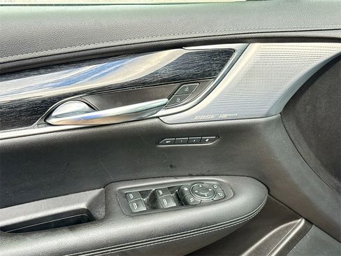Used 2023 Cadillac XT5 Premium Luxury image 19