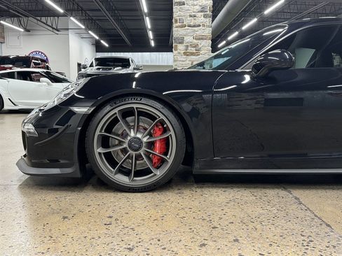 Used 2015 Porsche 911 GT3 image 5