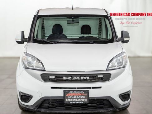 Used 2021 RAM ProMaster City Tradesman SLT image 2