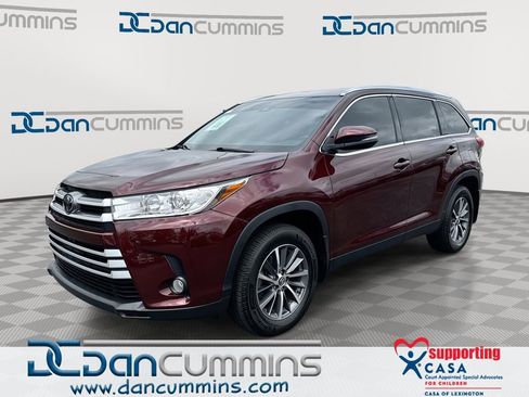 Used 2019 Toyota Highlander AWD V6 image 1